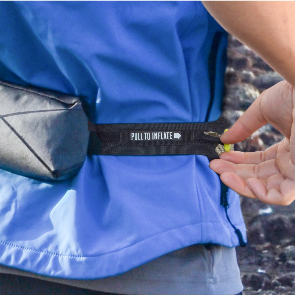 Spinlock Alto Belt Pack, showing how to trigger.