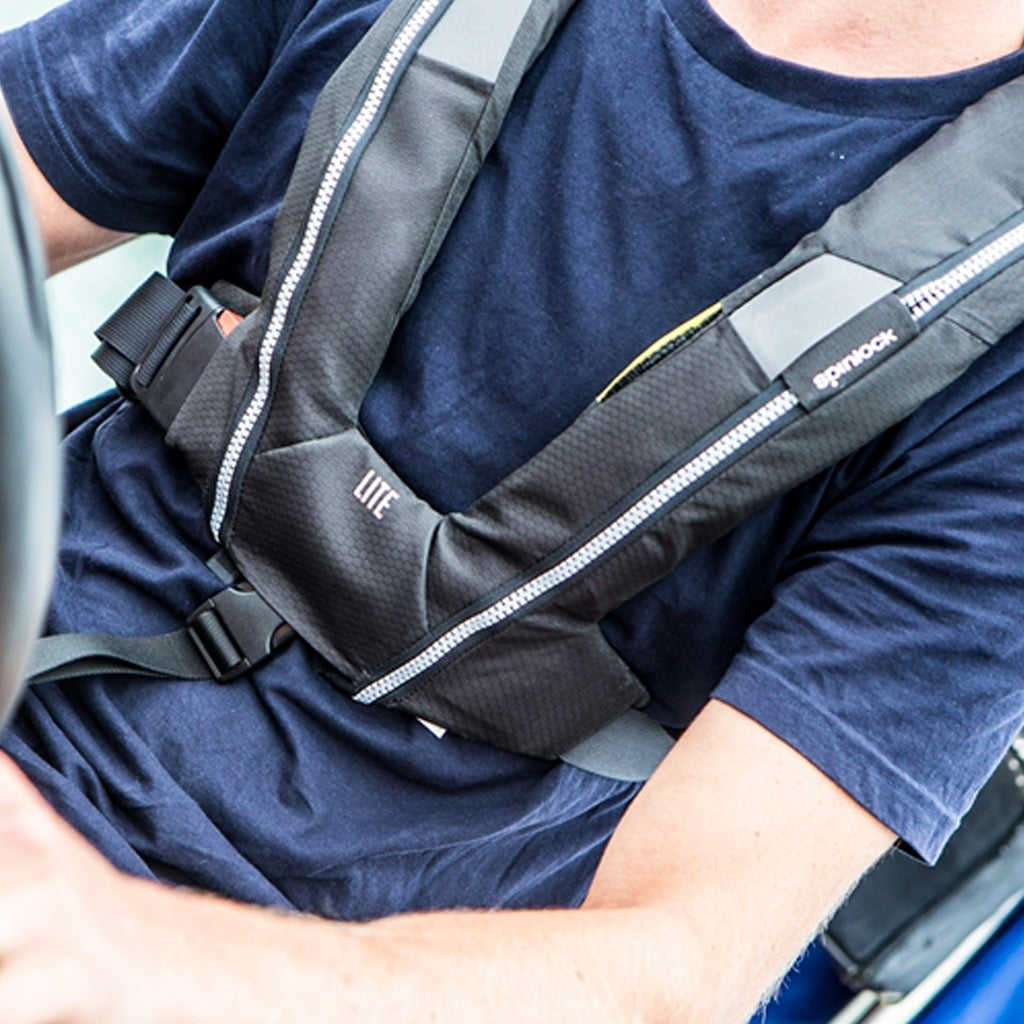 Spinlock Deckvest Lite 170N - black.