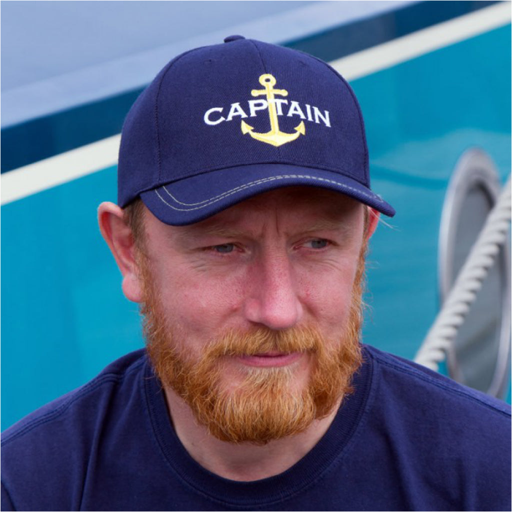 Man wearing Captain & Anchor Yachtsman Hat